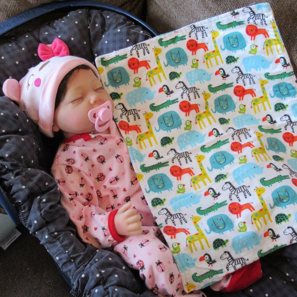 Baby burp cloth flannel burp rag changing pad pet mat nap blanket lions zoo